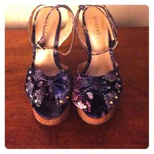 Bakers purple/blue/gold bow wedges size 9