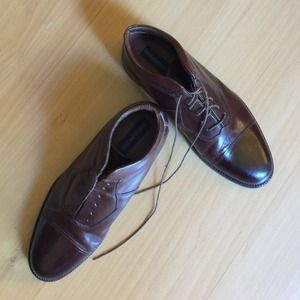 Brown leather ankle boots Giorgio Brutini