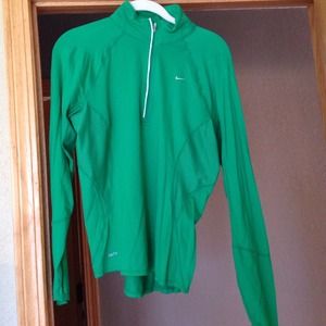 Nike fit dry quarter zip