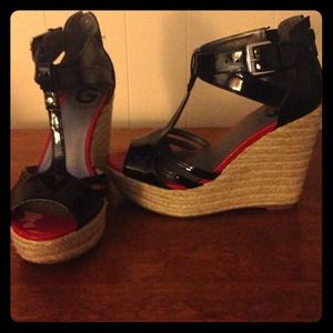 G by Guess black/red wedges size 8
