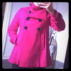 Beautiful hot pink coat 💥💥