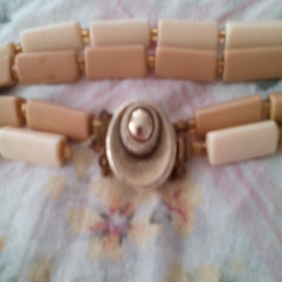 Vintage necklace from the 50s