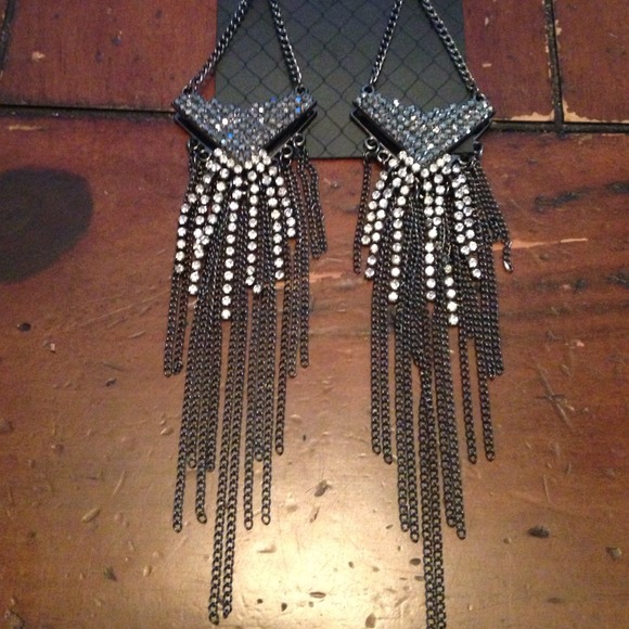 Set of chandelier Earrings.
