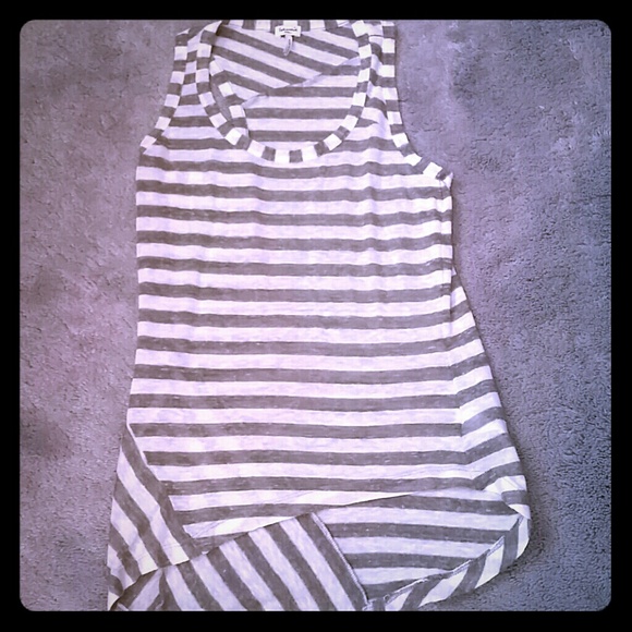 Splendid cute asymmetrical hem multi stripe tank