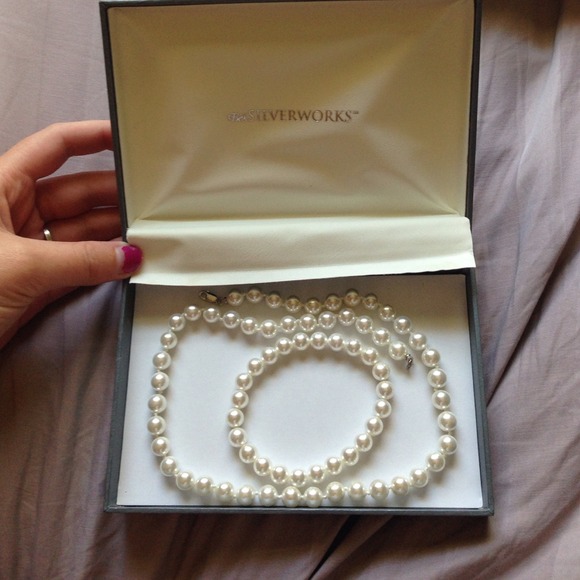 Pearl Bracelet and Necklace