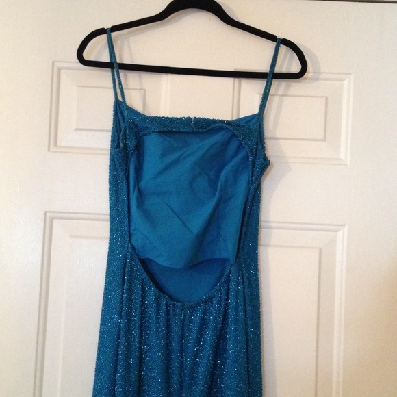 Sean Collection Beaded silk gown / Prom Dress - Picture 4 of 6