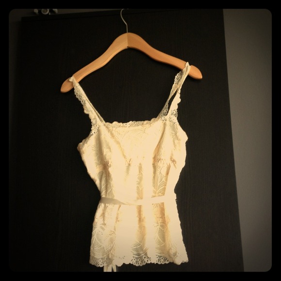 Banana Republic Lace tank