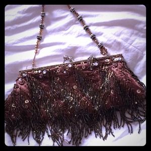 Beaded clutch
