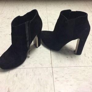 Guess booties
