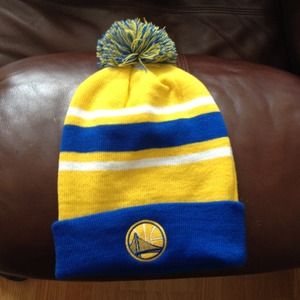 Double-sided Golden State Warriors beanie