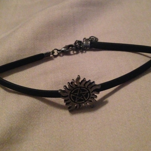 Anti-possession  bracelet