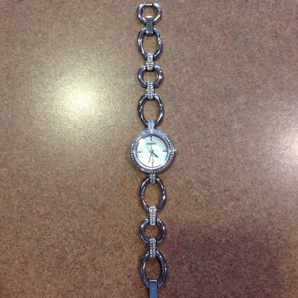 Beautiful silver fossil watch