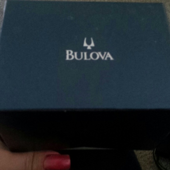 Authentic Bulova Woman's watch - Picture 3 of 3