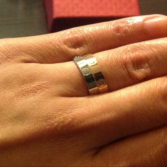 Love Screw Band (available in gold and silver)