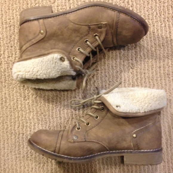 Brown boots