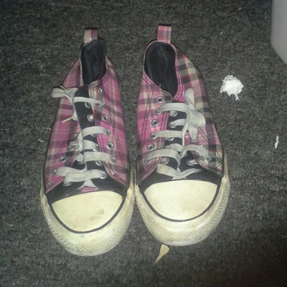 Pink plaid sneakers