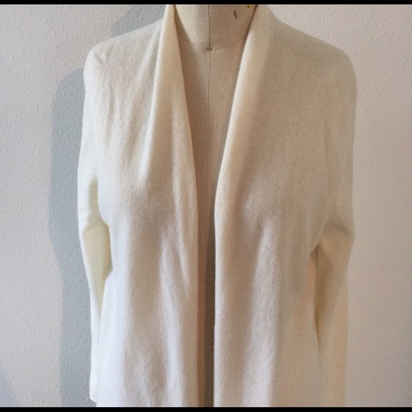 ❌SOLD❌Neiman Marcus 100% cashmere open cardi - Picture 2 of 4