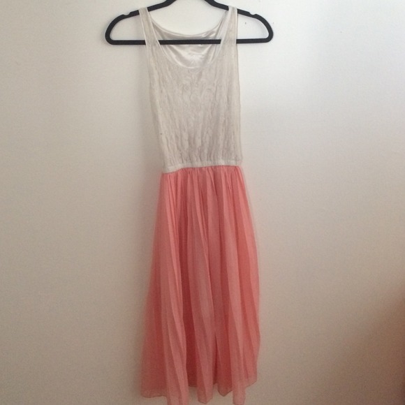 SOLD ace White and pink pleated maxi dress