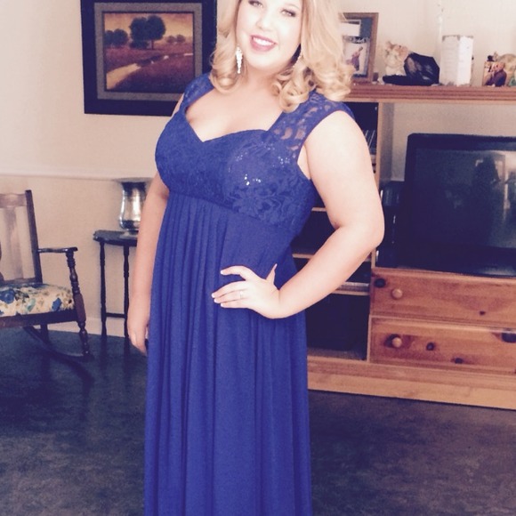 NEED TO SELL TO HELP MY PARENTS PLEASE - Picture 2 of 3