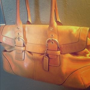 ❌❌❌SOLD❌❌❌Coach Authentic tan leather purse