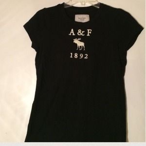 NAVY BLUE A&F T-SHIRT