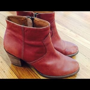 Madewell 1937 Footwear tobacco brown booties