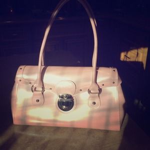 Beijo light pink/pearl colored handbag