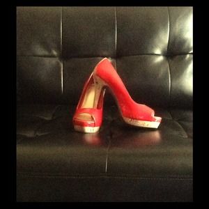 Red HOT Pumps