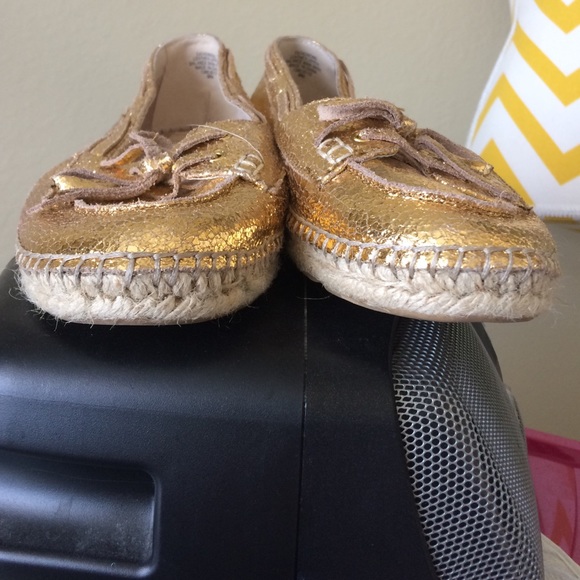 SOLD - Picture 3 of 4