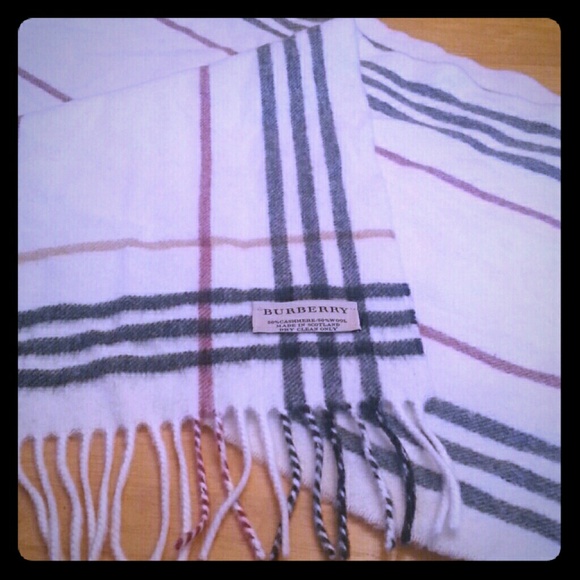 100% Authentic Burberry Cashmere Scarf