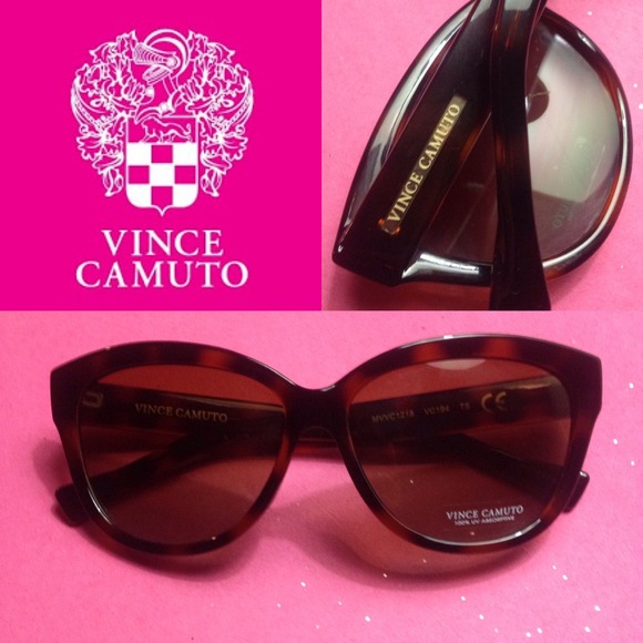 NWOT Vince Camuto Sunglasses