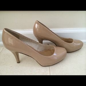 Madden Girl nude heels