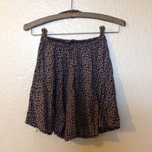 Brandy Melville floral skirt