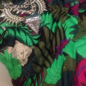 Vintage Accessories - ⭐️Vintage tropical animal motif scarf/twilly Vintage Accessories - ⭐️Vintage tropical animal motif scarf/twilly