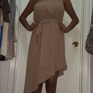 Side hi low nude dress ❄️