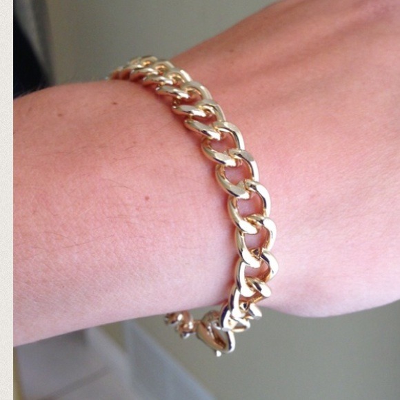 Gold Tone Chain Bracelet