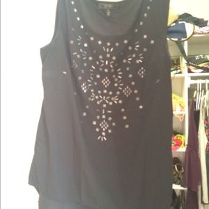 Jessica Simpson tank top