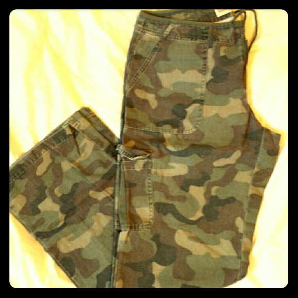 Cabela's Camo Cargo Pants
