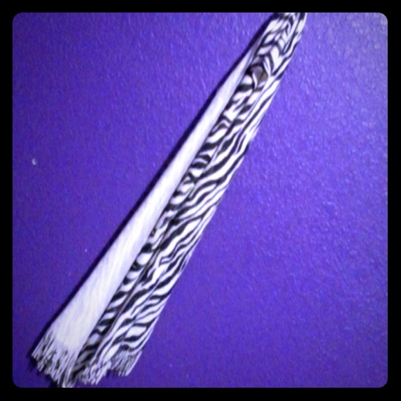 Zebra Stripped Scarf