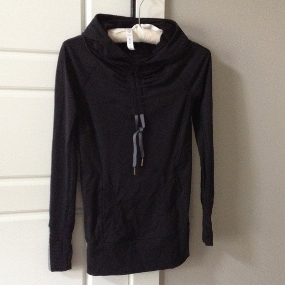 Lululemon Run Ambition Pullover/Hood