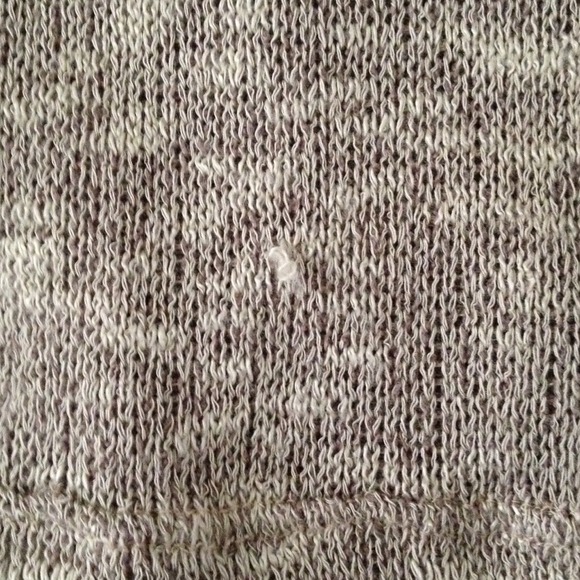 Off the shoulder sweater - Picture 3 of 4