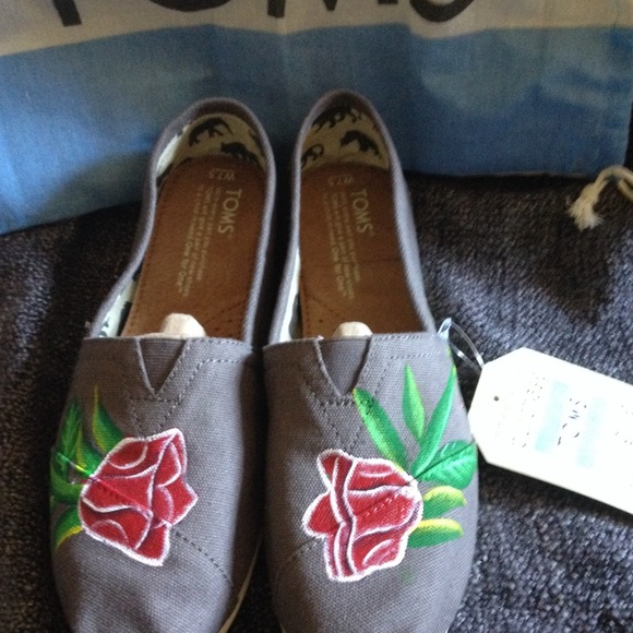 Limited edition artist collection toms - Picture 1 of 4