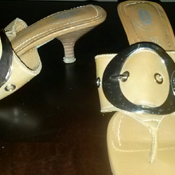 Heels***Make offer!*** - Picture 4 of 4