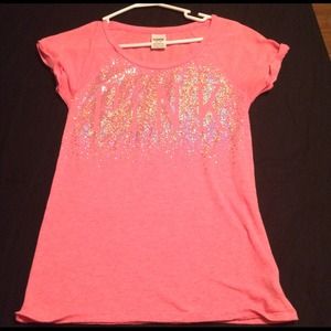 Vs pink tee