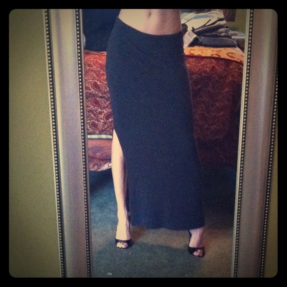 Long grey maxi skirt with side slit