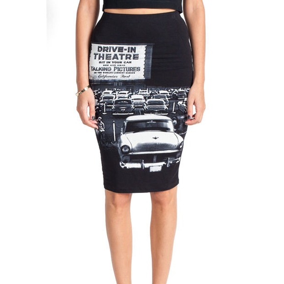 NWOT Drive-in skirt