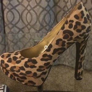 Sexy leopard print heels