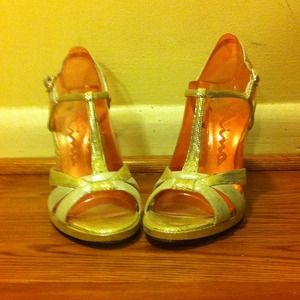 Nina gold with silver sandal
