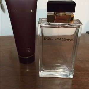 SALE! Dolce & Gabbana Pour Femme perfume & lotion.