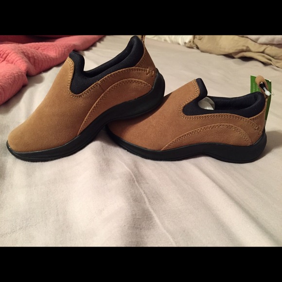 Boys size 11 Lands End shoes